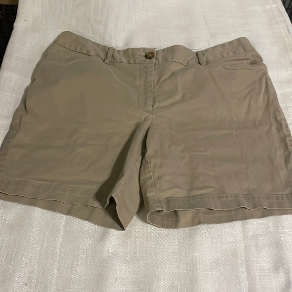 Lands’ End khaki size12P woman’s shorts.